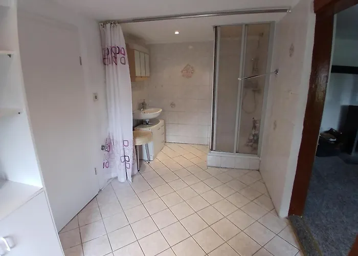 شقة Sommerfrische Lindenhaus *